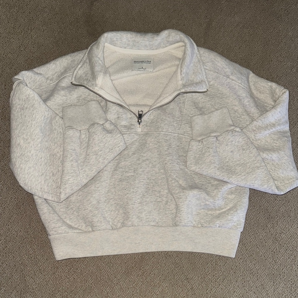 Abercrombie & Fitch Gray Quarter-Zip Sweater